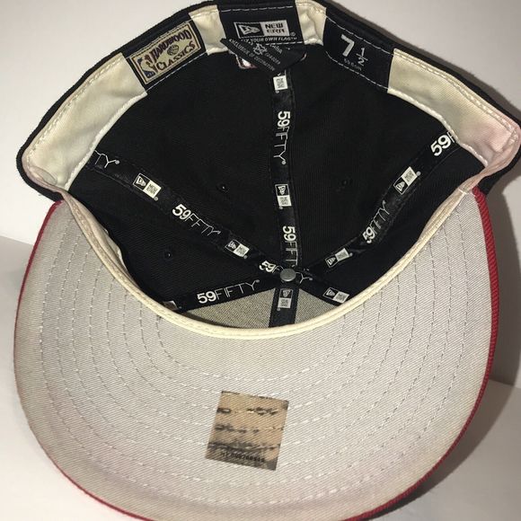 Vintage Miami Heat Hat Cap Retro Fitted Mens 7 1/2 Black Red New Era NBA HWC - Picture 5 of 8